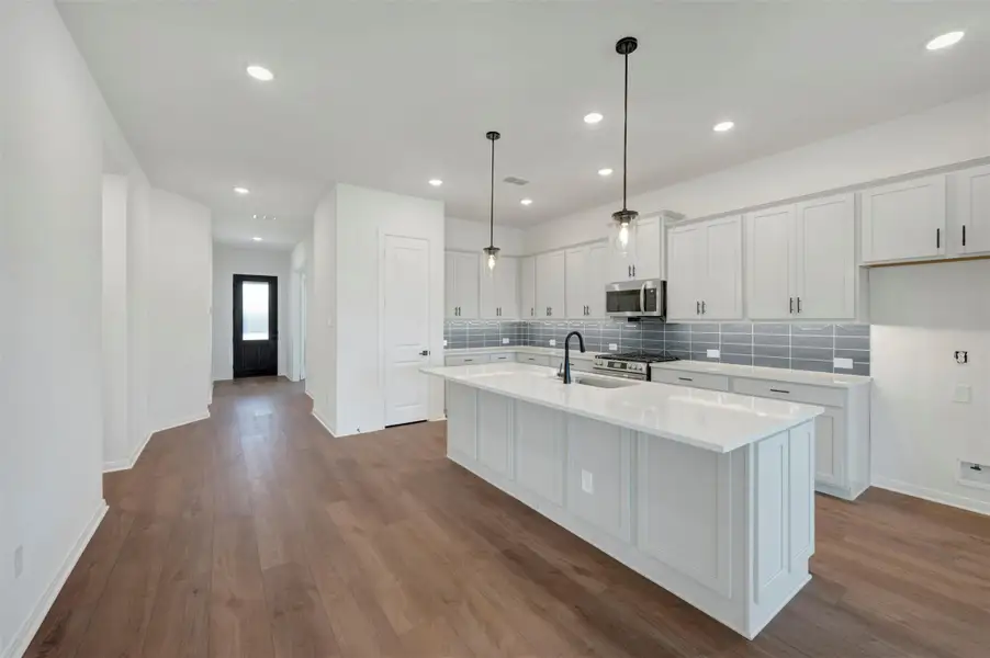 Furnished interior view inside a new home in Oakwood Estates, Waller (Image 8). Furnished interior view inside a new home in Oakwood Estates, Waller (Image 8).