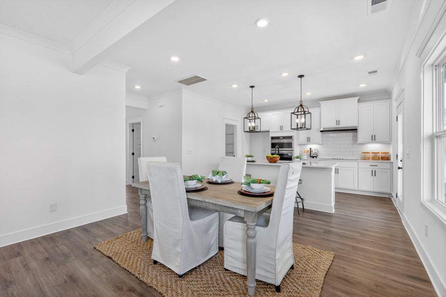 *Photo of Example Home. Selections and finishes may vary.