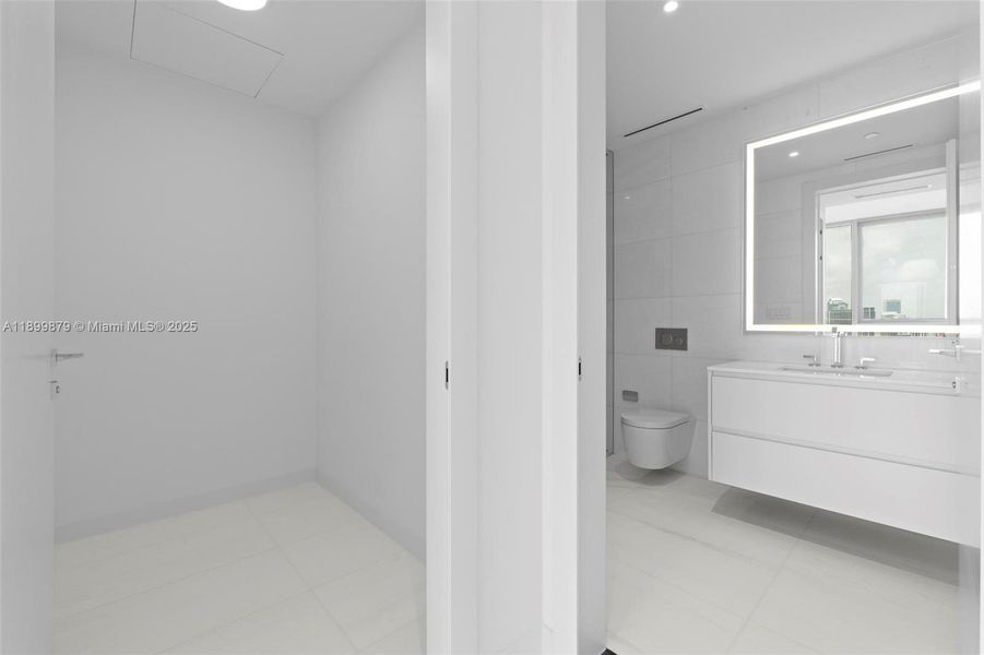 Image 22 of a home in Aston Martin Residences.