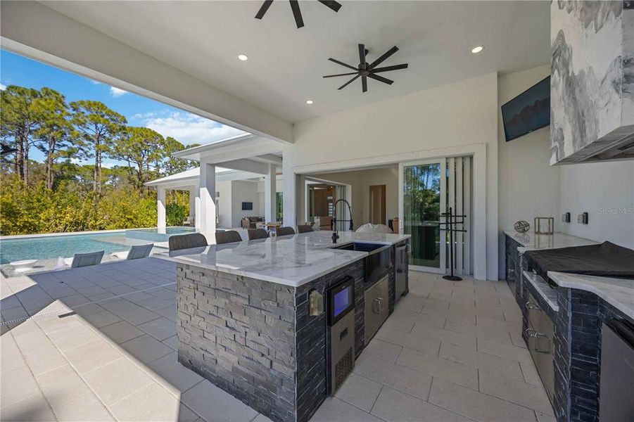 Exterior details and patio area of a home in , Port Charlotte (Image 27).