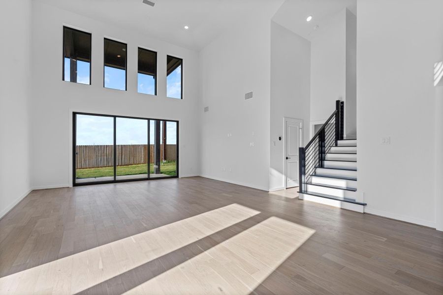 Spacious, unfurnished interior of a new home in Harvest Green - Final Opportunities, Richmond (Image 11).