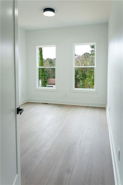 Spacious, unfurnished interior of a new home in , Atlanta (Image 25).