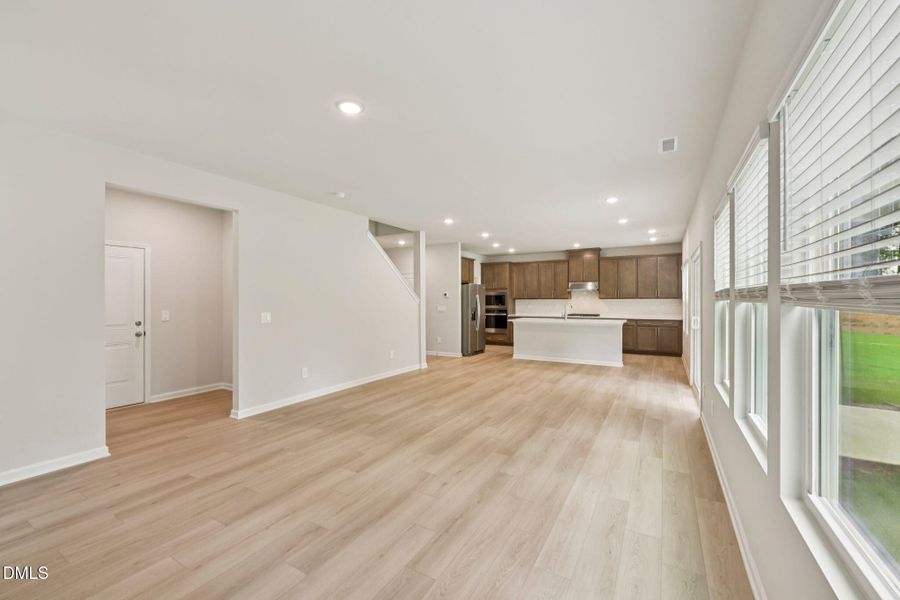 7-web-or-mls-Oak Manor - Raleigh - 153 K 7-web-or-mls-Oak Manor - Raleigh - 153 K