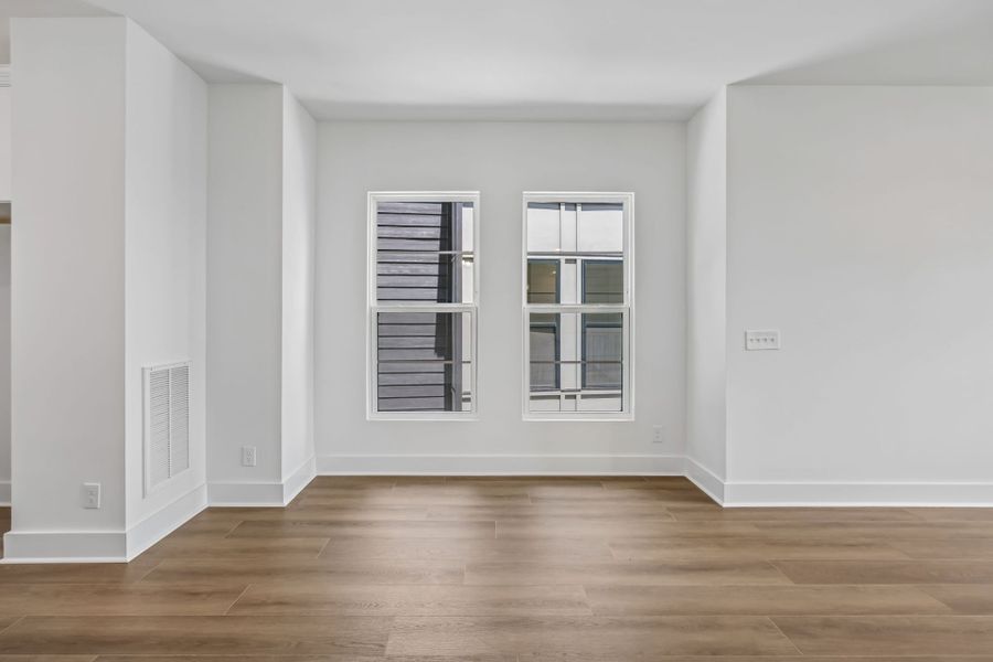 Spacious, unfurnished interior of a new home in Skyline, Nashville (Image 29).