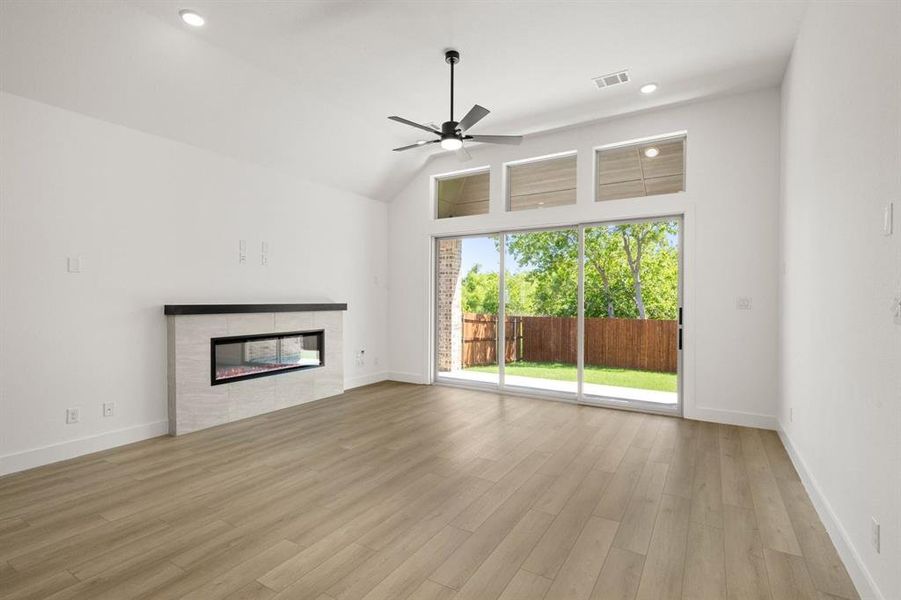 Spacious, unfurnished interior of a new home in Birdsong, Mansfield (Image 4).