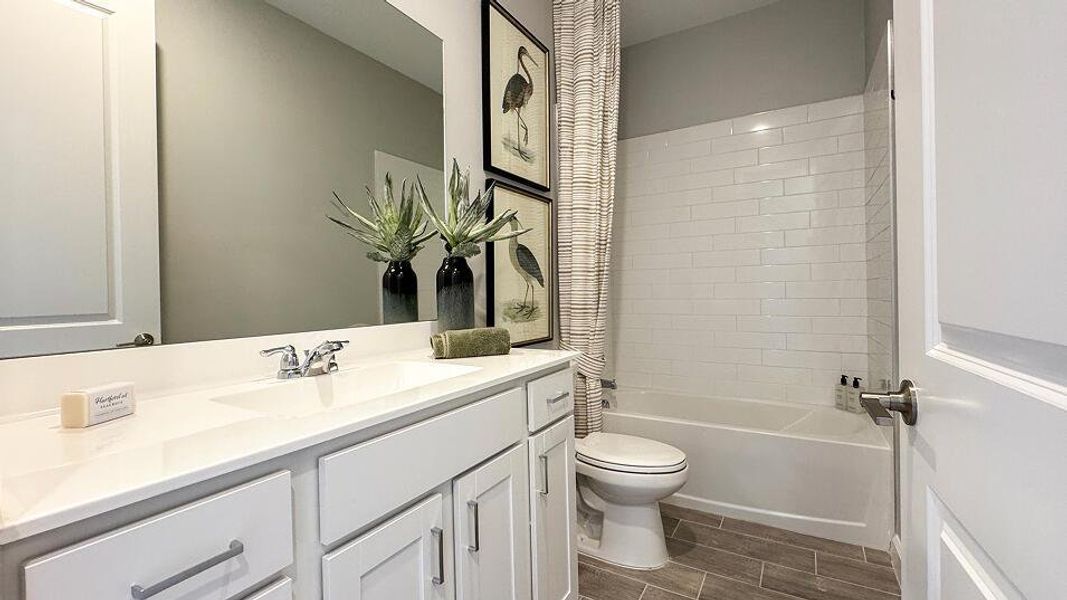 1_pic_hartford_bath2_f1_base3_4_30_25[1]