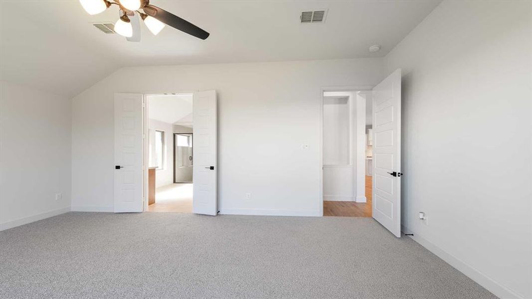 Spacious, unfurnished interior of a new home in Myrtle Creek 60', Waxahachie (Image 19).
