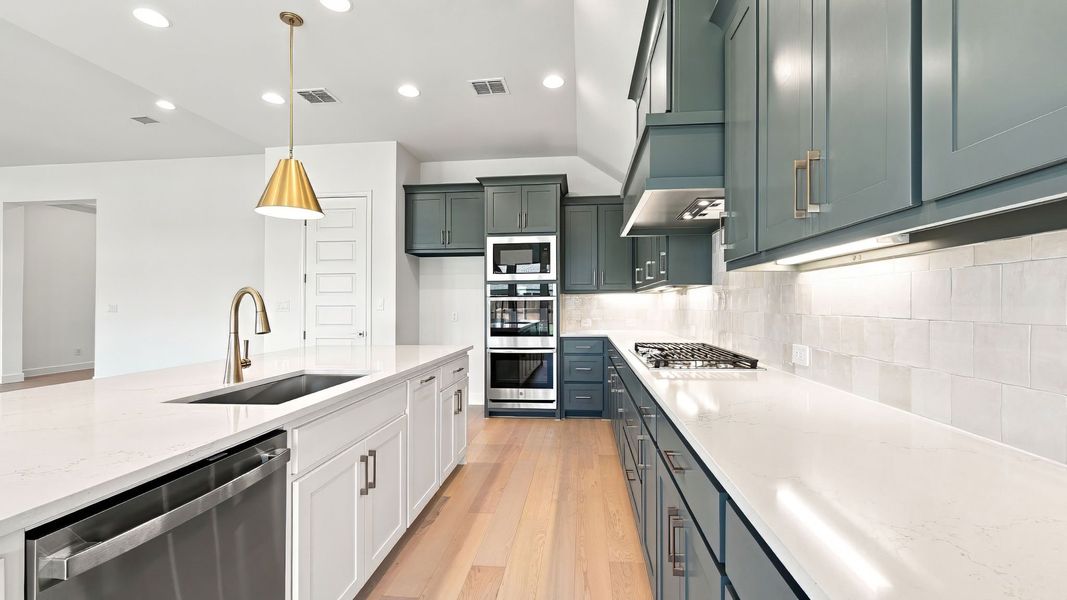 Furnished interior view inside a new home in Sonoma Verde, McLendon-Chisholm (Image 11).