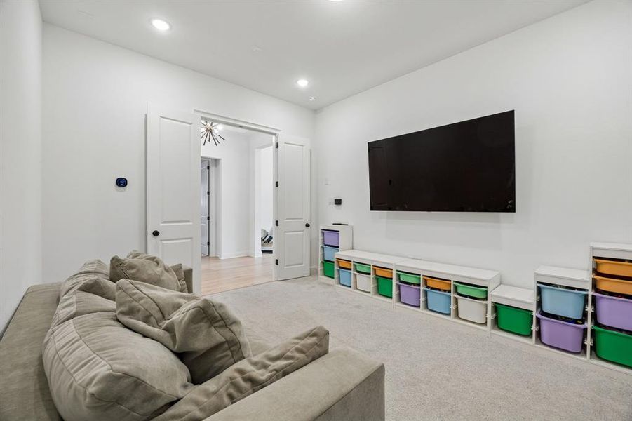 Furnished interior view inside a new home in , Fort Worth (Image 30).