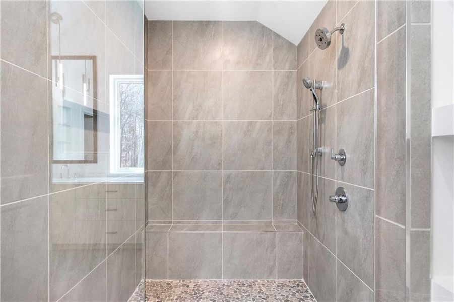 Close-up of interior finishes inside a home in Aster, Roswell (Image 18).