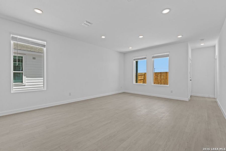 Spacious, unfurnished interior of a new home in Juniper Ranch, Spring Branch (Image 24).