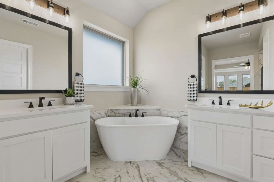 Furnished interior view inside a new home in Lakeview Heights, Azle (Image 12).