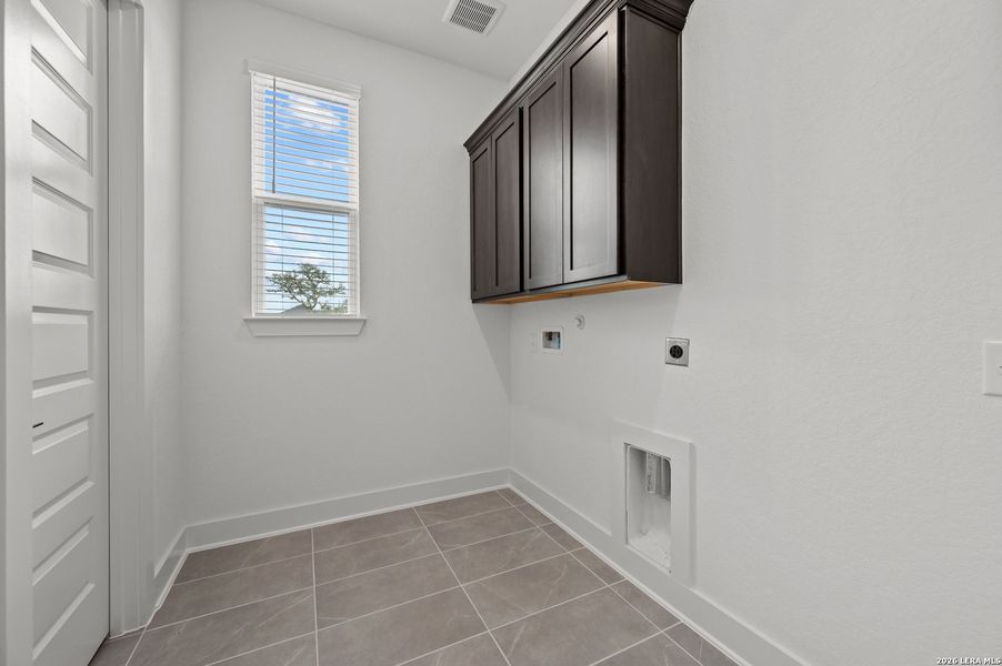Spacious, unfurnished interior of a new home in Mesa Western, Cibolo (Image 26).