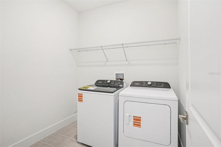 Close-up of interior finishes inside a home in Ridgehaven - Signature Series, Ormond Beach (Image 14).