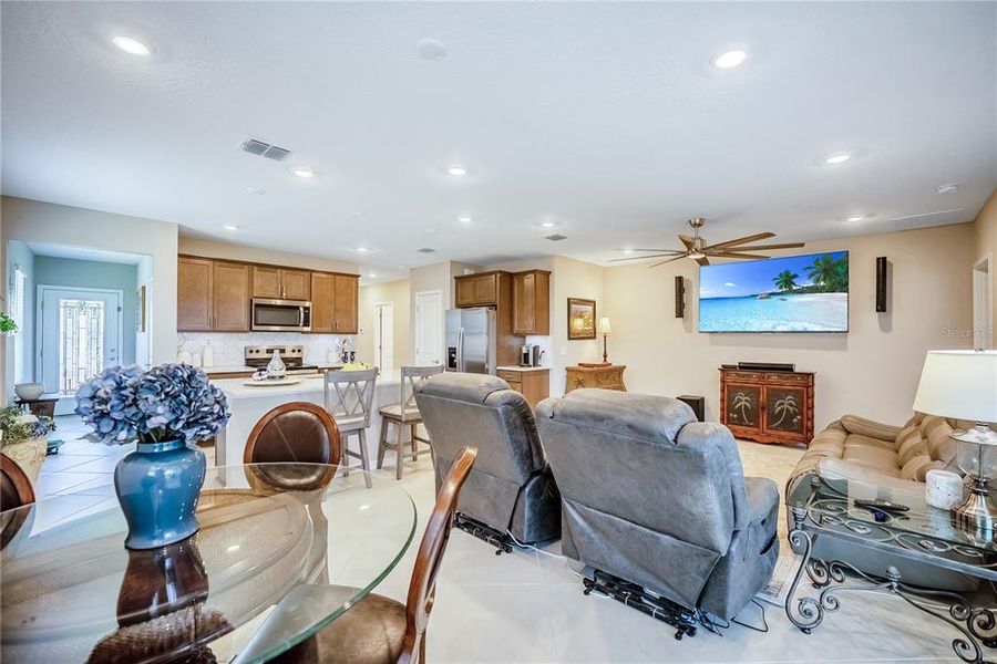 Furnished interior view inside a new home in , Ocala (Image 10).
