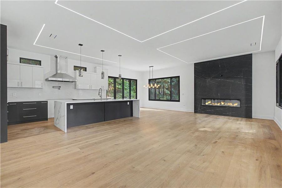 Spacious, unfurnished interior of a new home in , Atlanta (Image 17).