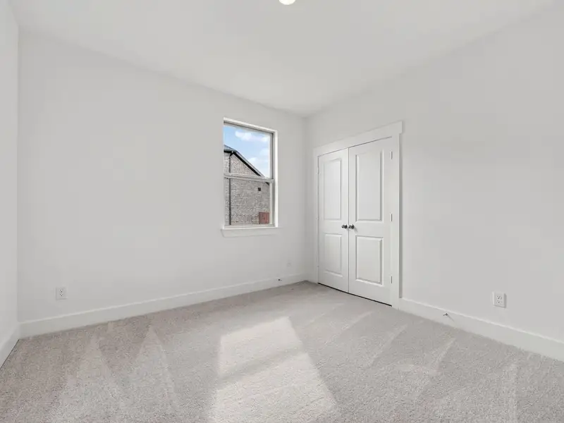 Spacious, unfurnished interior of a new home in Meadow Ridge Estates, Josephine (Image 31).