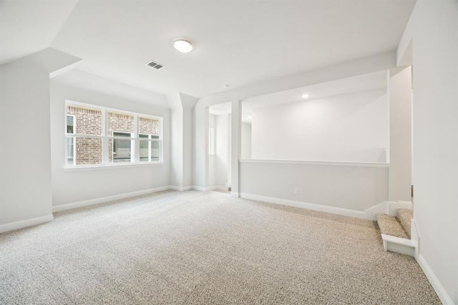 Spacious, unfurnished interior of a new home in Bellagio, Forney (Image 23). Spacious, unfurnished interior of a new home in Bellagio, Forney (Image 23).