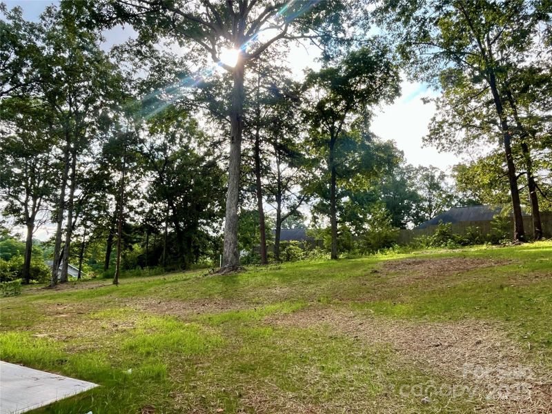 Image 22 of a home in .