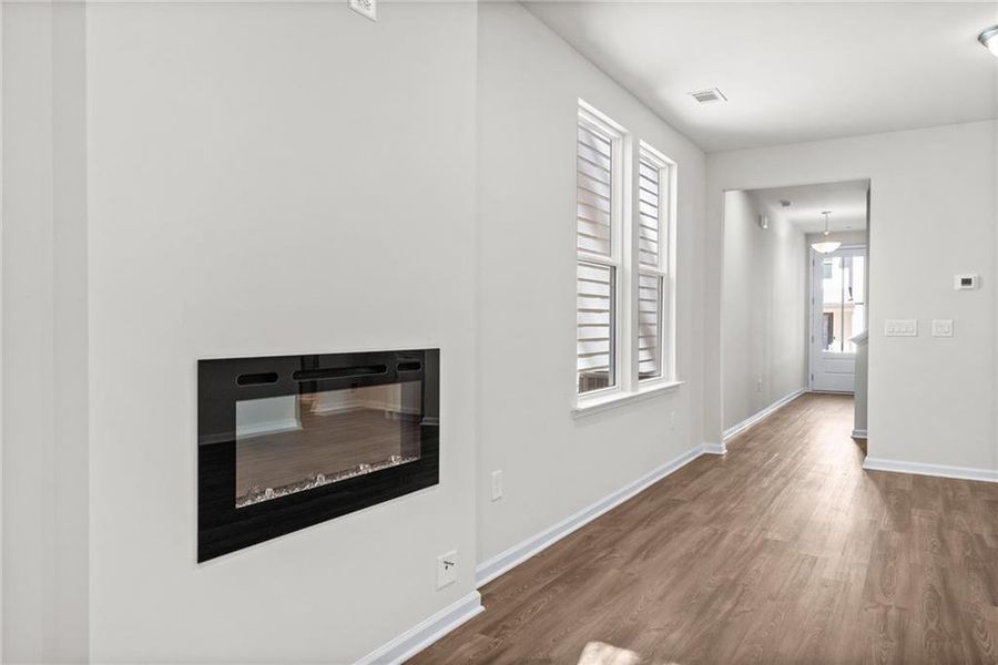 Spacious, unfurnished interior of a new home in The Village at Shallowford, Kennesaw (Image 31).