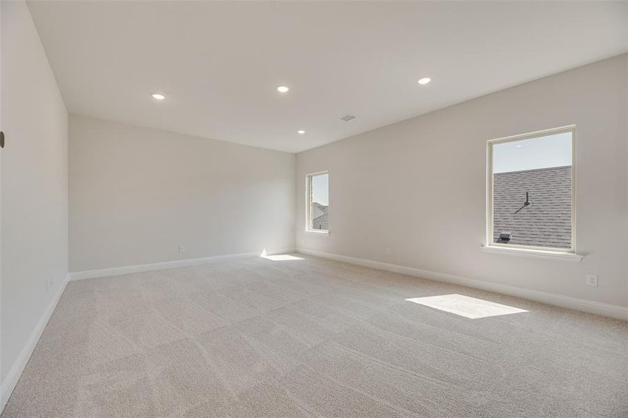 Spacious, unfurnished interior of a new home in Arbors at Legacy Hills, Celina (Image 14).