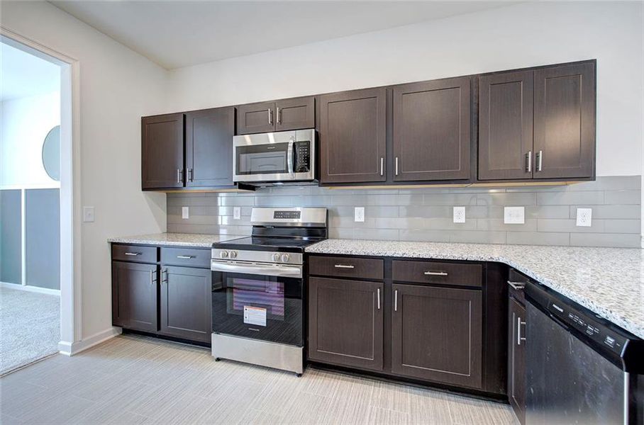 Furnished interior view inside a new home in , Cartersville (Image 6).