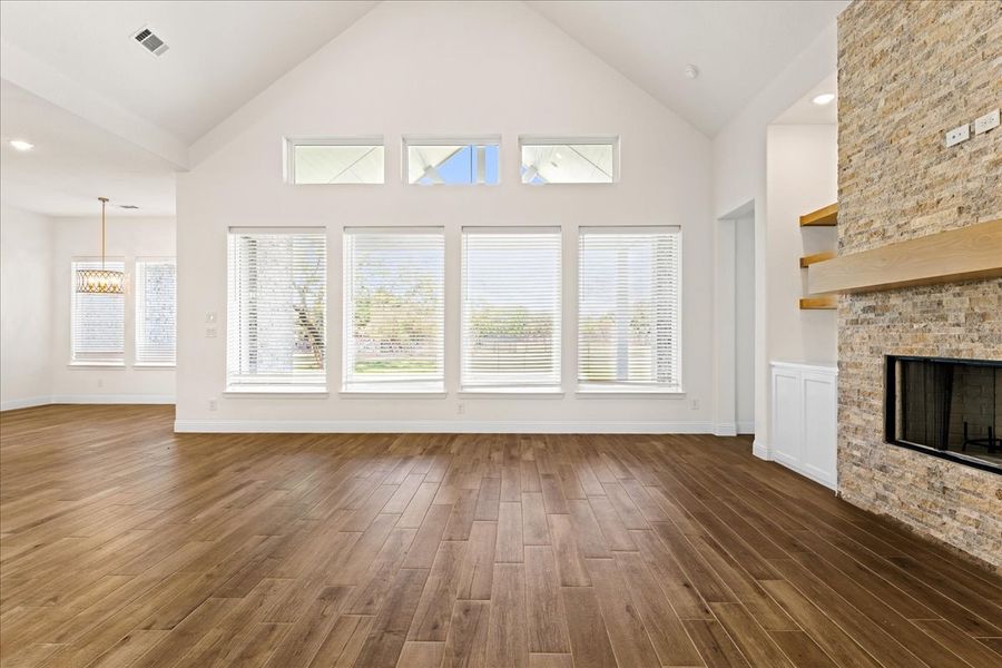 Representative unfurnished interior of a home built from the The Braden II by Doug Parr Custom Homes in Kessler Farms, Brock (Image 42).