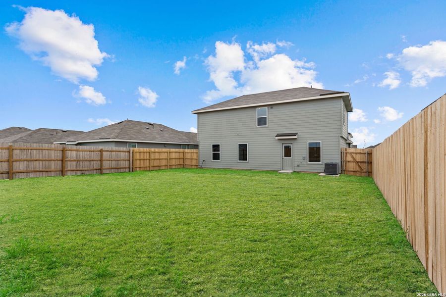 Exterior details and patio area of a home in Swenson Heights, Seguin (Image 15).
