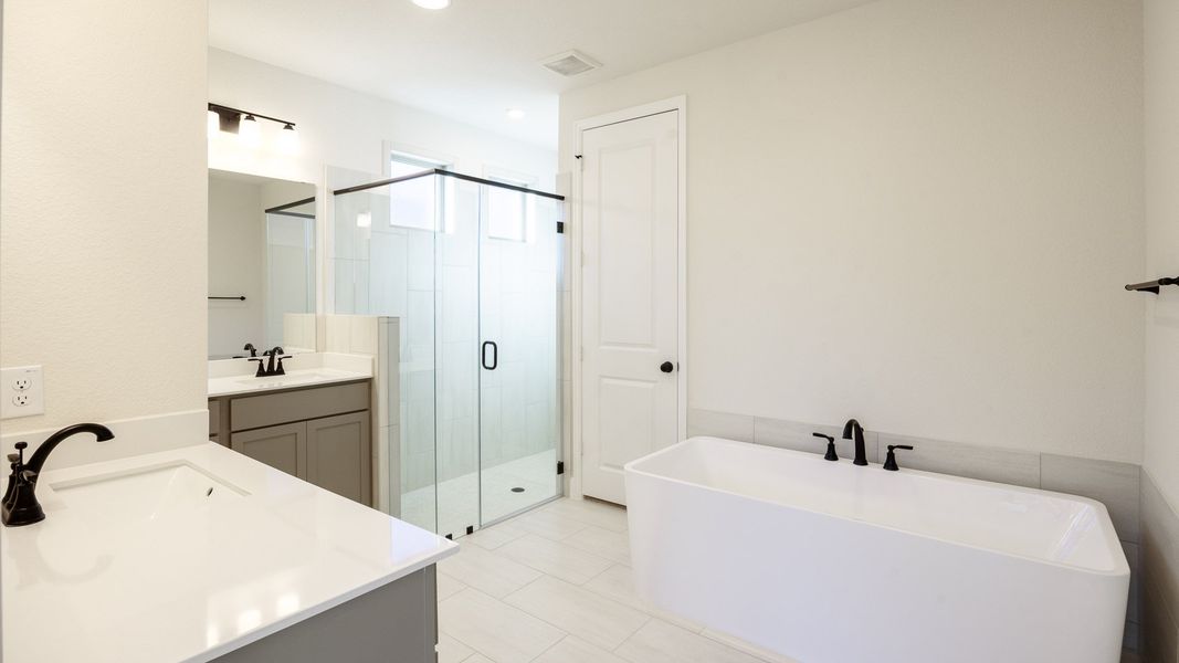 Furnished interior view inside a new home in Lariat 50', Liberty Hill (Image 6).