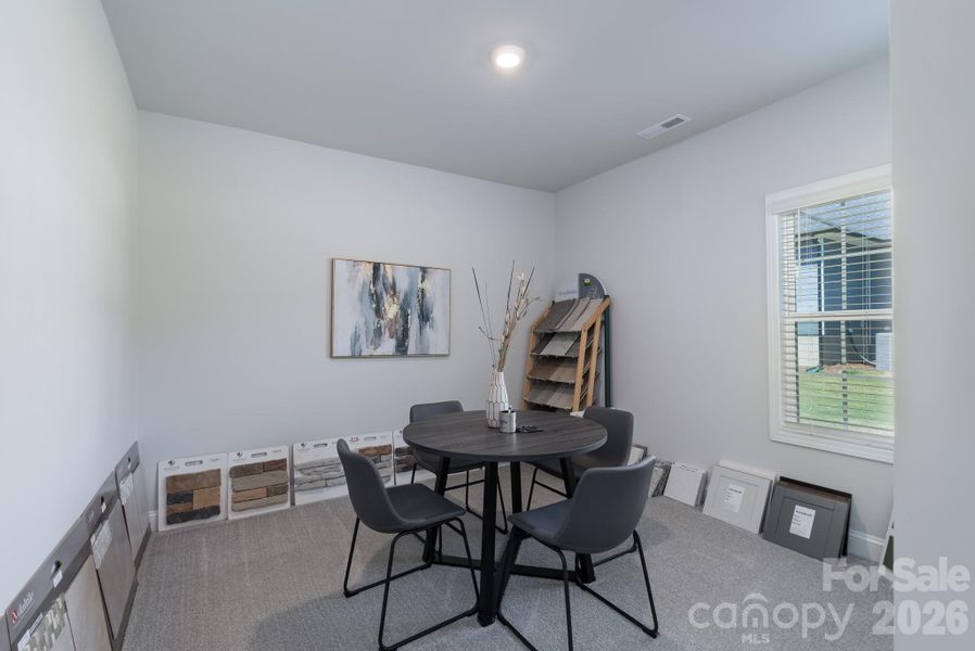 Furnished interior view inside a new home in Cardiff Glyn, Catawba (Image 24).