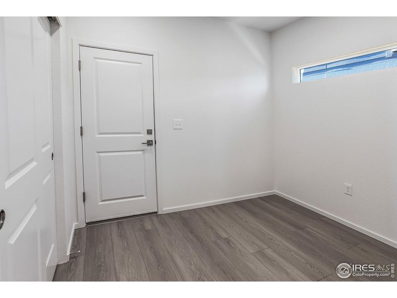 Spacious, unfurnished interior of a new home in , Fort Collins (Image 22).