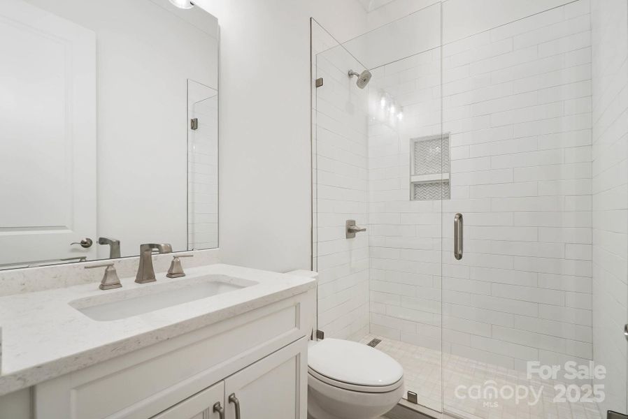 Huge walk in closet Huge walk in closet