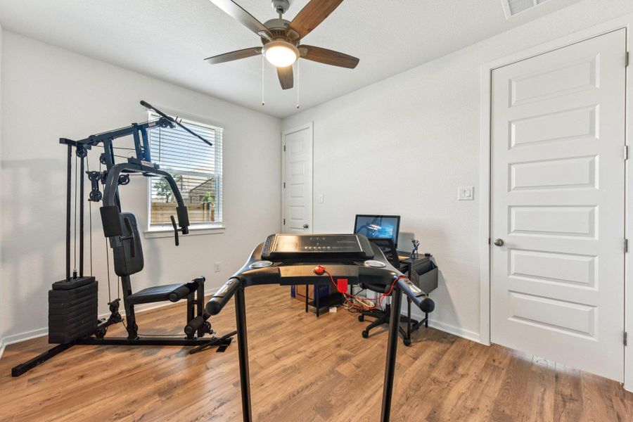 Furnished interior view inside a new home in Highland Village, Georgetown (Image 11).