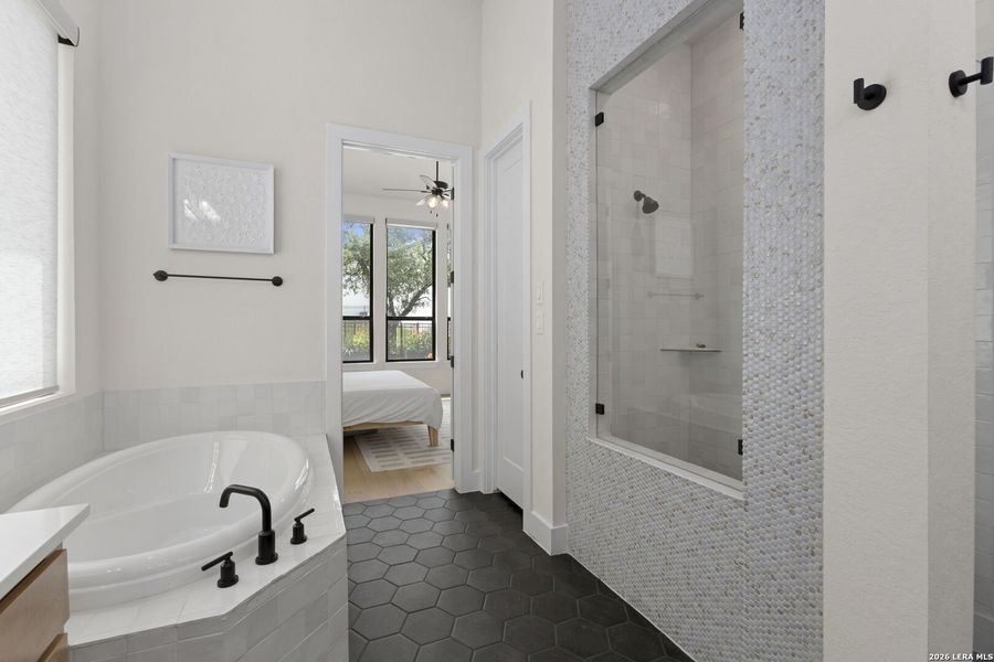 Furnished interior view inside a new home in Esperanza, Boerne (Image 17).