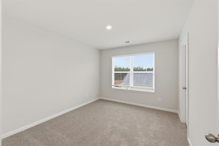 Spacious, unfurnished interior of a new home in Park Center Pointe, Mableton (Image 23).