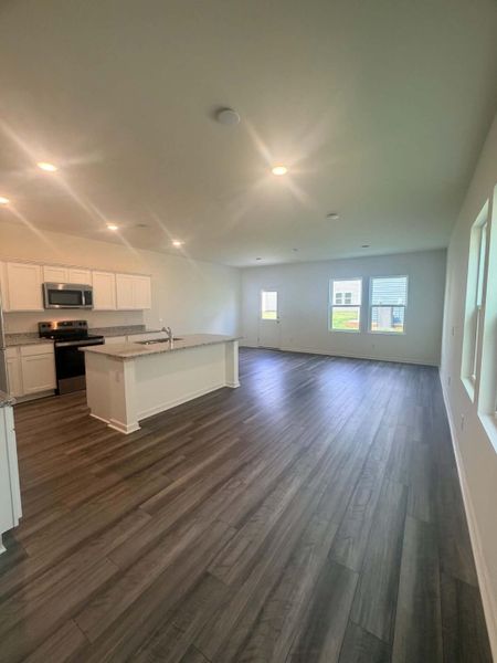 Spacious, unfurnished interior of a new home in Pinckney Place, North Charleston (Image 11). Spacious, unfurnished interior of a new home in Pinckney Place, North Charleston (Image 11).