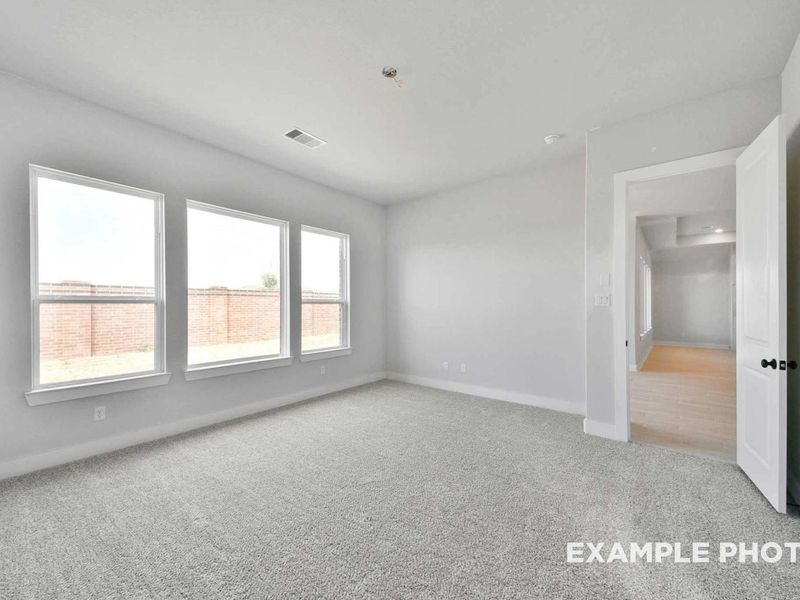 Spacious, unfurnished interior of a new home in Lago Mar, Texas City (Image 16). Spacious, unfurnished interior of a new home in Lago Mar, Texas City (Image 16).