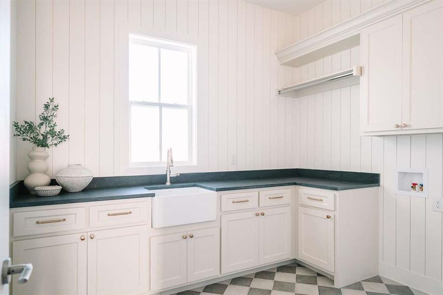 Furnished interior view inside a new home in , Aledo (Image 15).