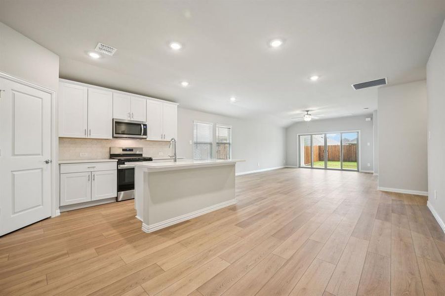 Photo is not of the actual home, but is an inspirational photo of builder’s model home and may depict options, furnishings, and/or decorator features that are not included.