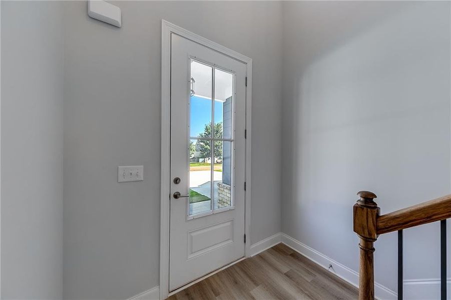 Spacious, unfurnished interior of a new home in , Homer (Image 19).