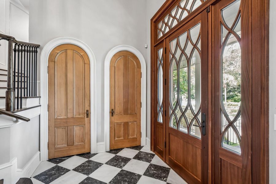 Image 93 of a home in .