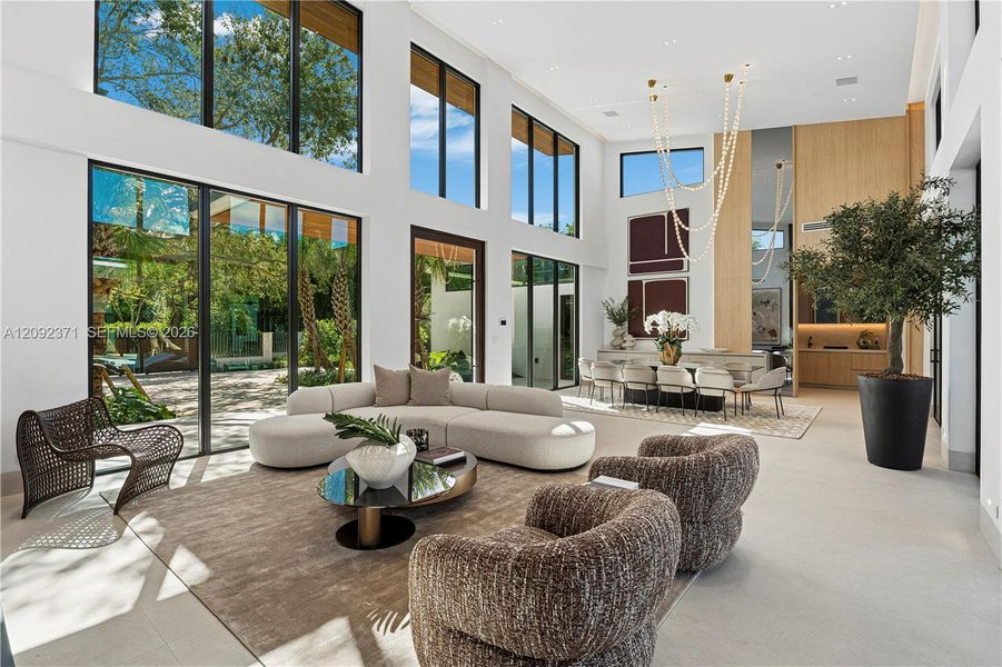 Community amenities in , Pinecrest (Image 74).