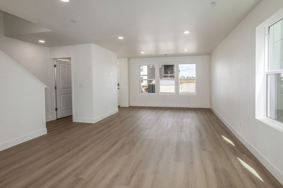 Spacious, unfurnished interior of a new home in Bloom, Fort Collins (Image 39).