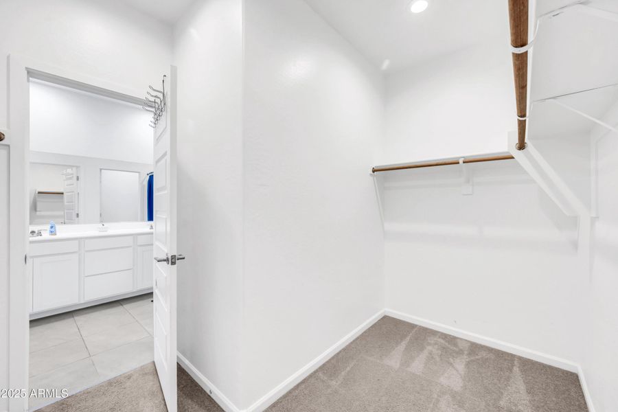 2340 W La Salle St-19