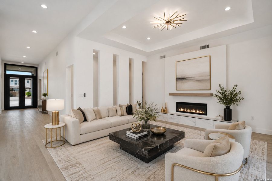 Furnished interior view inside a new home in , El Paso (Image 31).