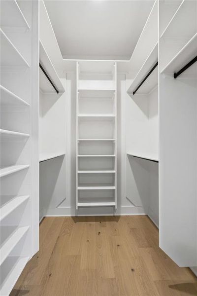 Spacious, unfurnished interior of a new home in , Jefferson (Image 53).