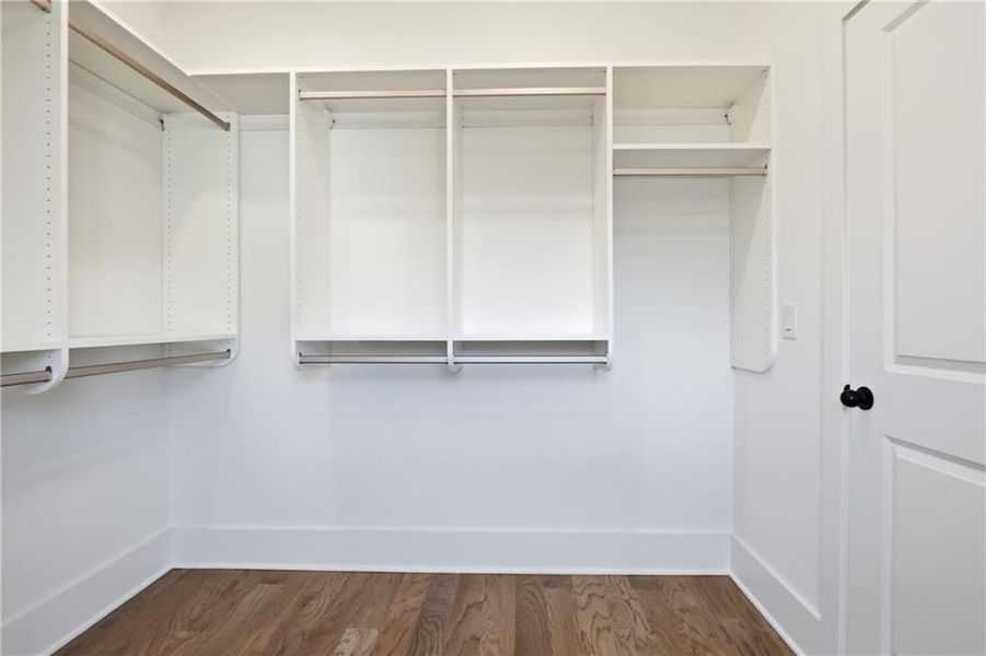 Spacious, unfurnished interior of a new home in , Roswell (Image 33).