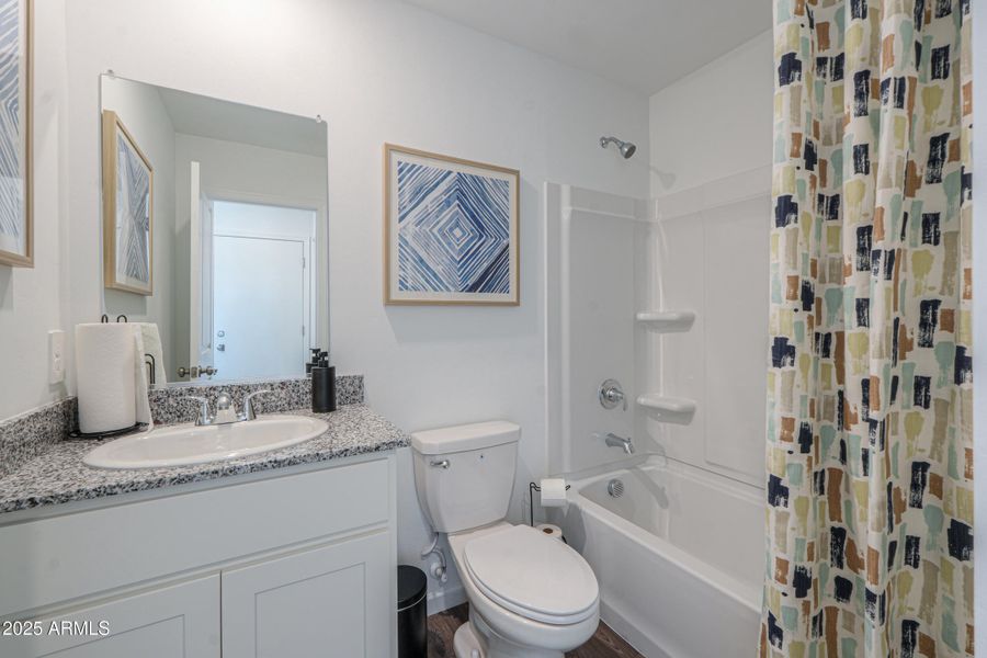 Aguila 1st Floor Bath