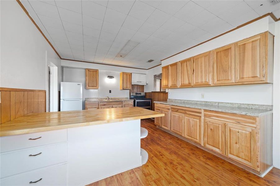 Furnished interior view inside a new home in , Brownwood (Image 6). Furnished interior view inside a new home in , Brownwood (Image 6).