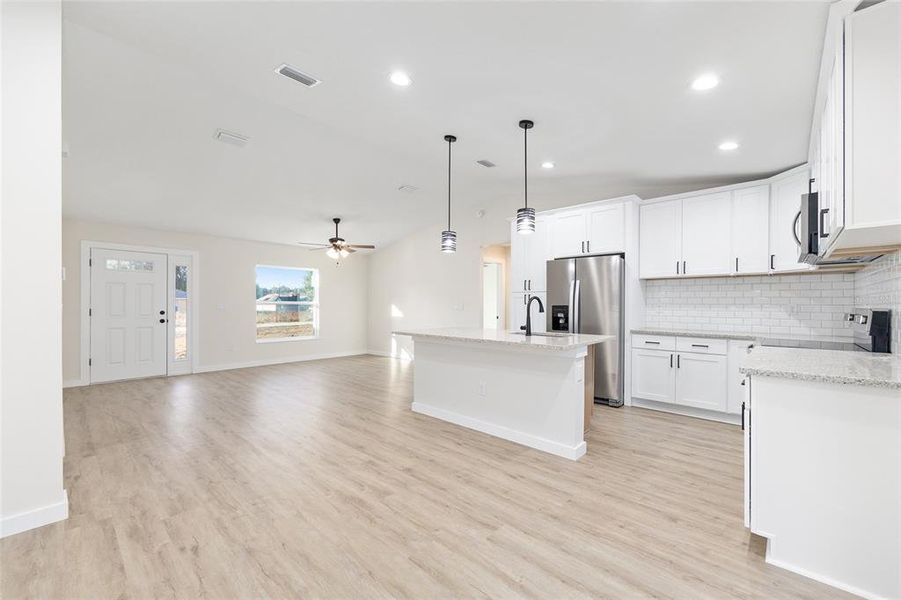 Image 36 of a home in .